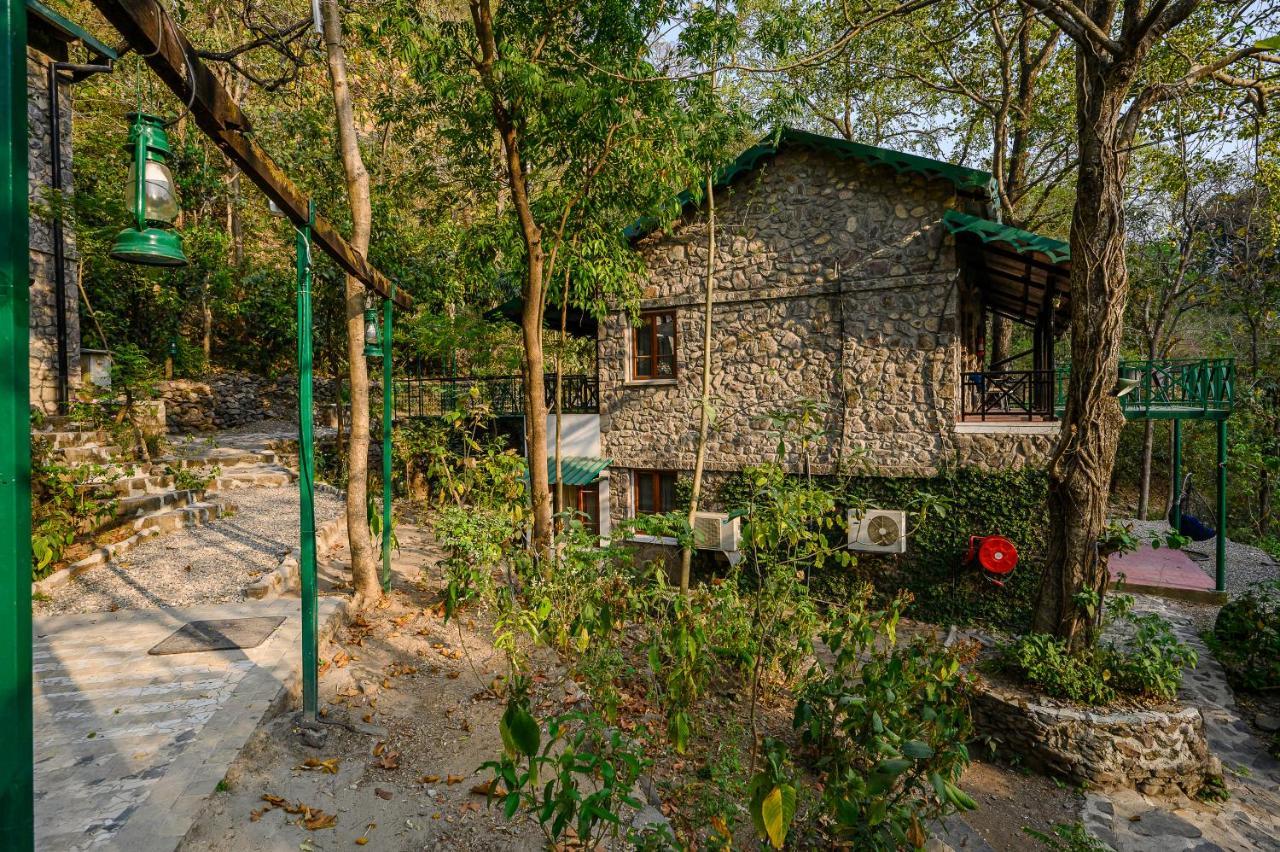 Neemrana'S Glasshouse On The Ganges Rishīkesh Dış mekan fotoğraf
